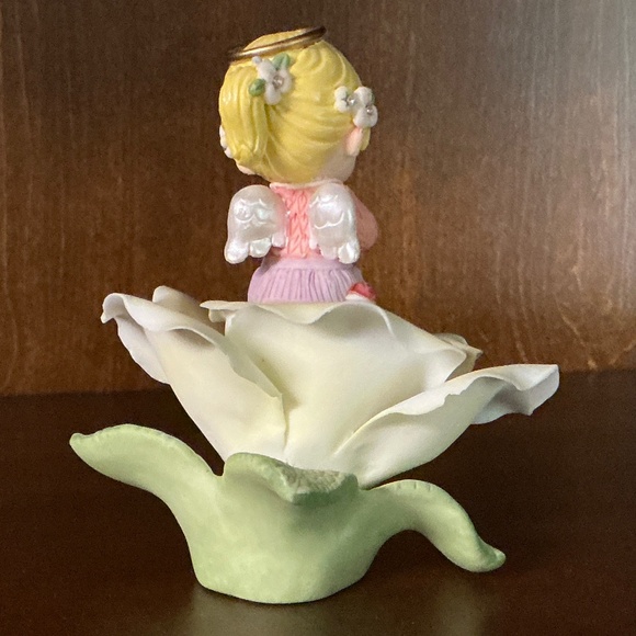 Precious Moments Yellow Rose of Friendship Expressive Blossoms 1999 PMI - Picture 3 of 7